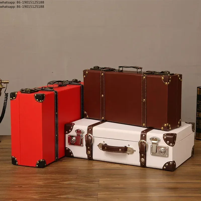 Nouveautés : Figurines en cuir - Photography Lighting Style avis et prix